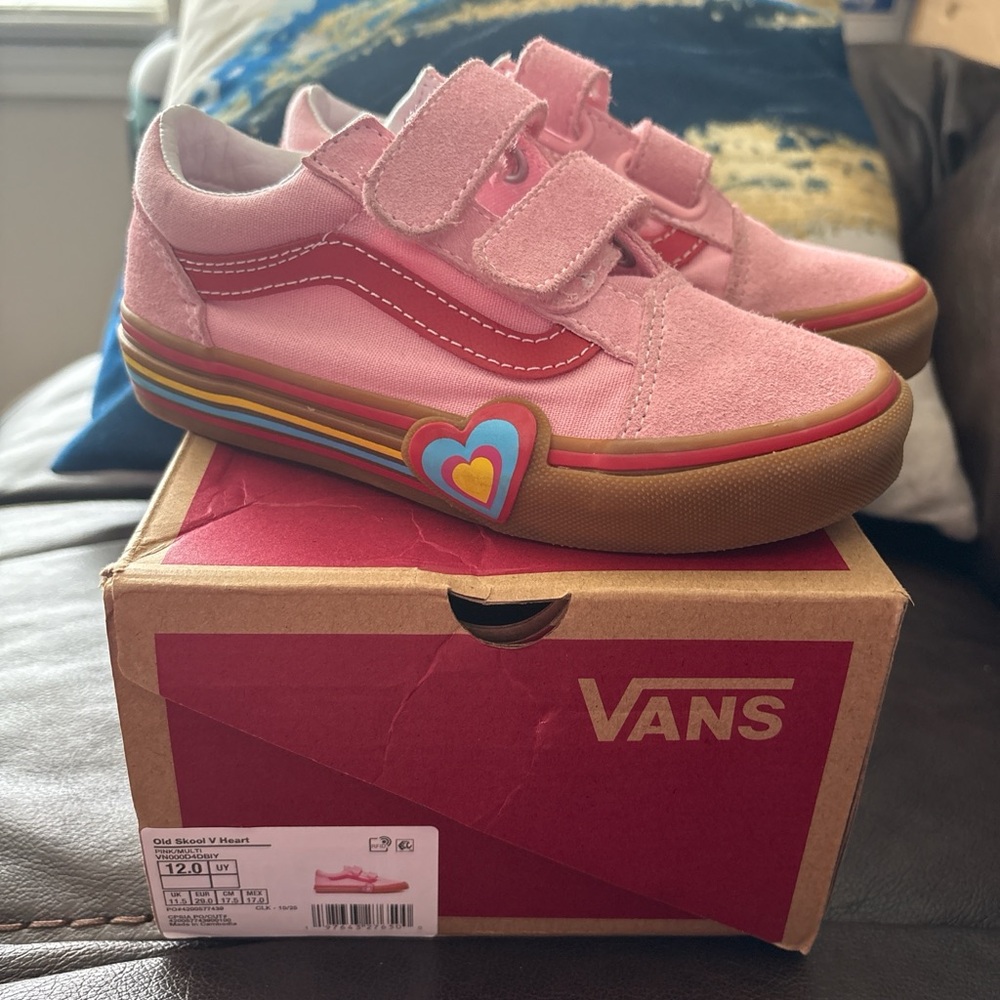 Vans Kids Pink Heart-Accent Velcro Sneakers